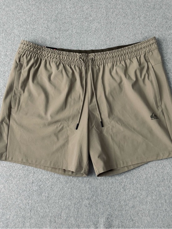 Quiksilver Other - NWT Quiksilver Mens Pull On Shorts XXL Beige Comfort Waistband Stretch 7” Inseam